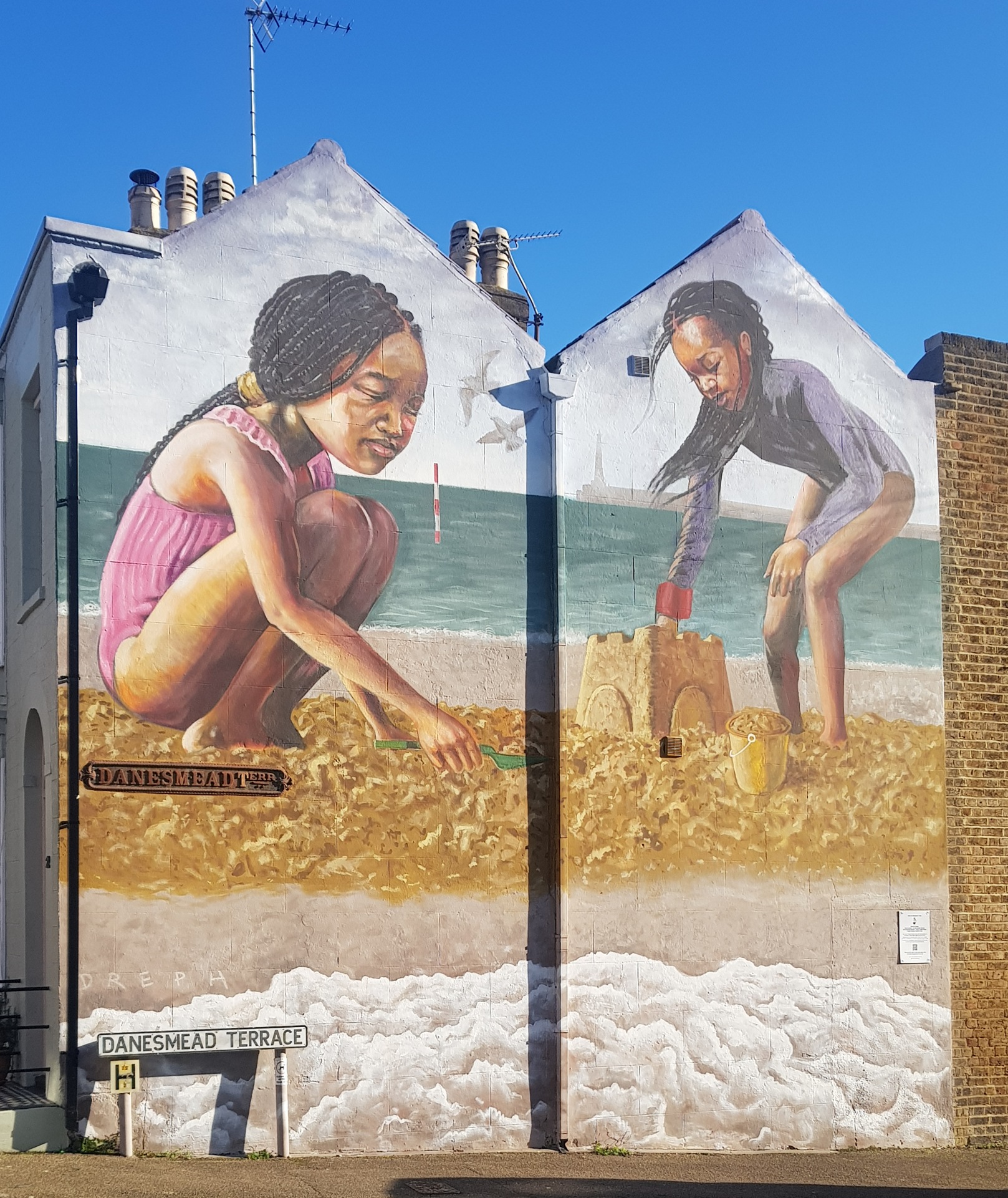 Rise Up Residency Mural by Dreph