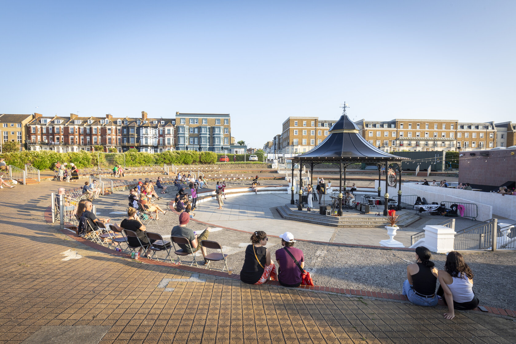 Oval Bandstand And Lawns Cliftonville Music Event Bandstand And Audience Credit Tourism @ Thanet District Council Mk4 1363