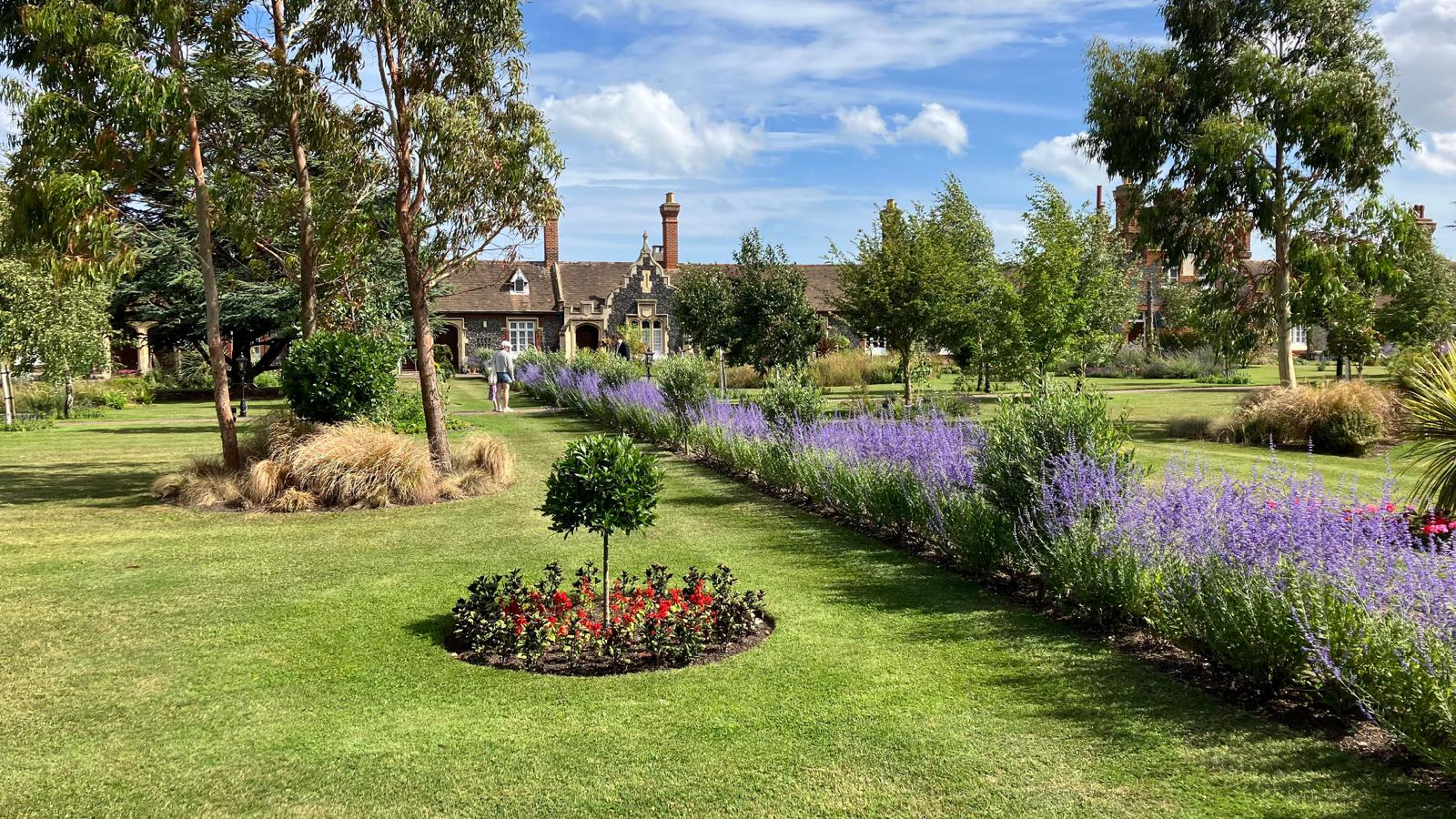 Yoakley Gardens 04