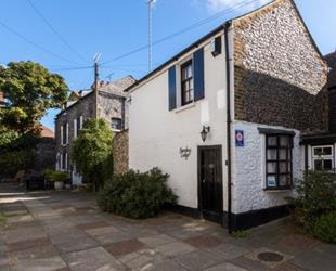 Barnaby's Lodge - The Fishermen's Cottages