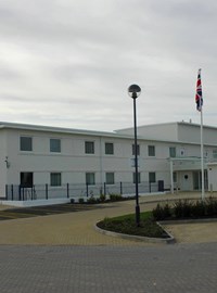 holiday-inn-express-exterior.jpg