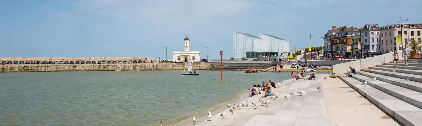 margate-beach-with-people-13.jpg