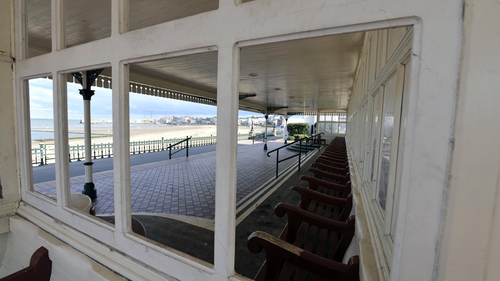 Nayland Rock Shelter, Margate 121119 TDC PP 004.JPG