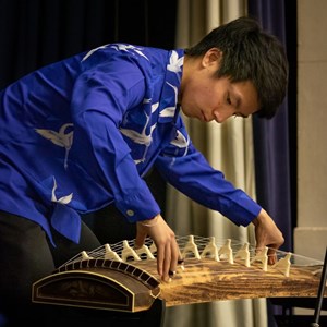 Aki Kitagawa Playing The Koto 2 (1)