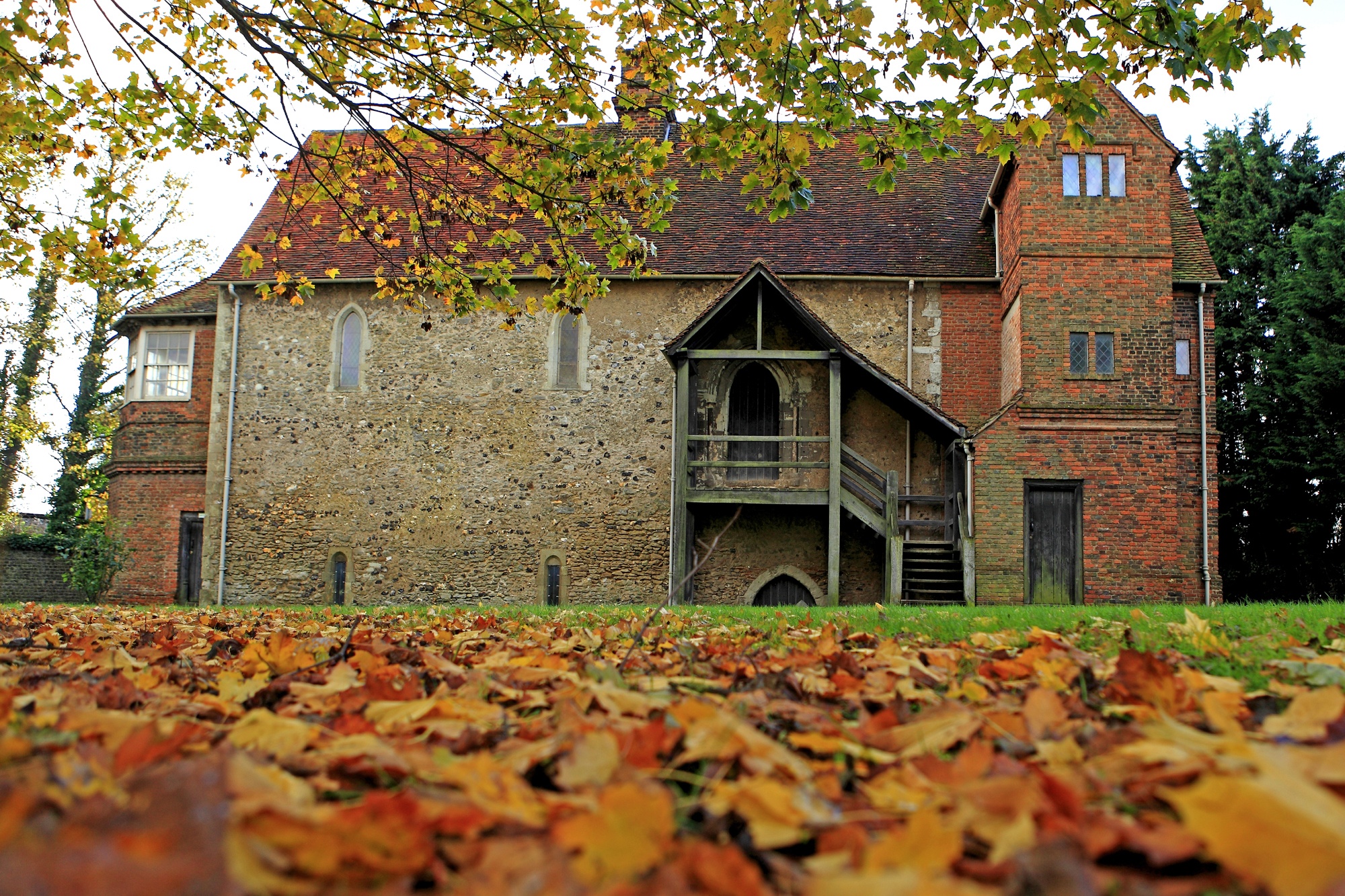 Temple_Manor_autumn2.jpg