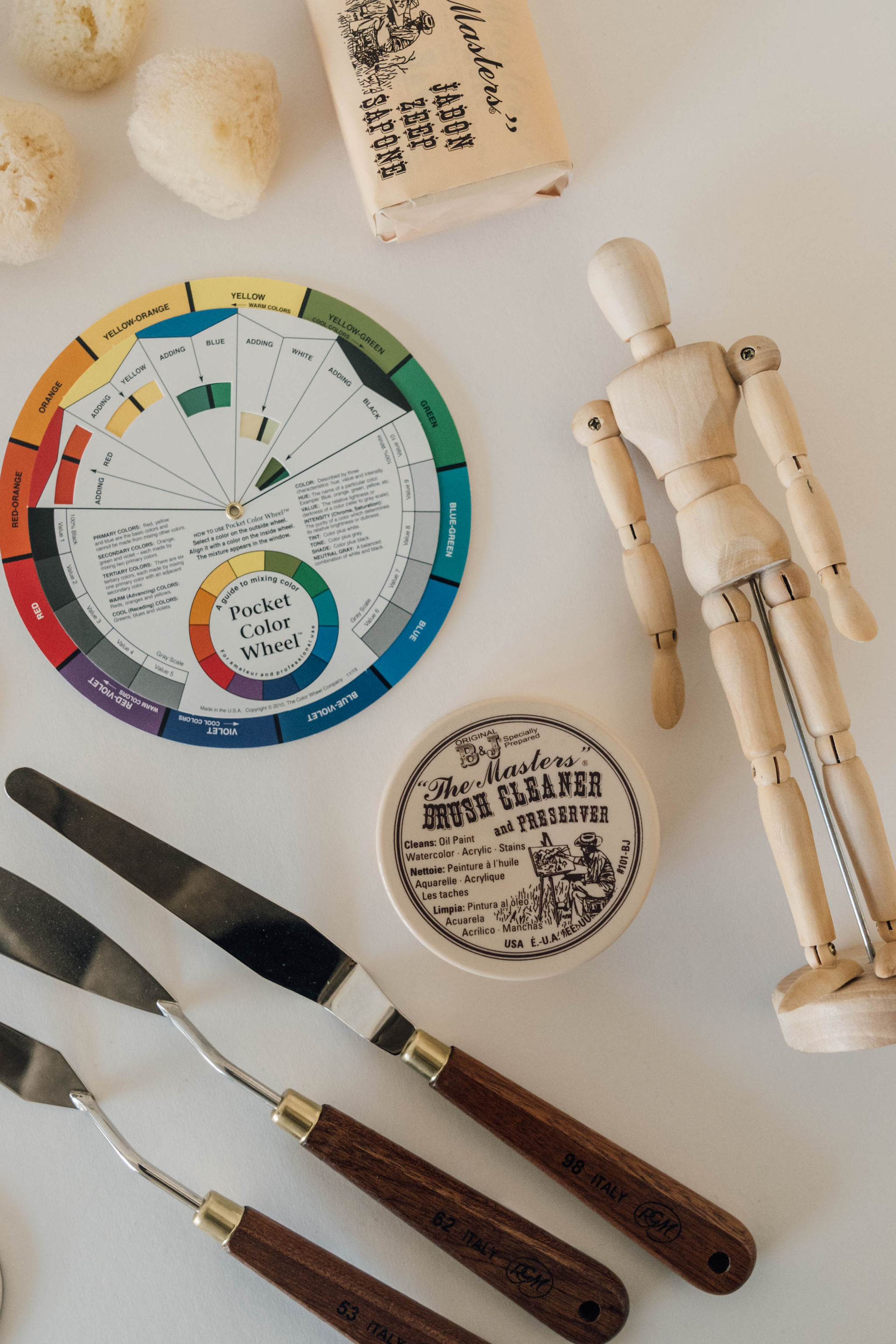 Lovelys Art Materials 82